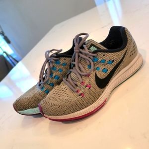 Nike zoom structure 19